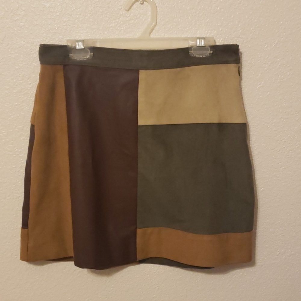 Colorblock Abercrombie and Fitch skirt